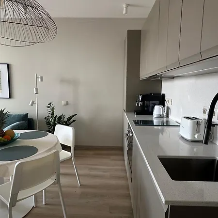 Homes Ocean Breeze Terrace 400 M Away From The Ocean Lägenhet