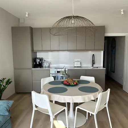 Homes Ocean Breeze Terrace 400 M Away From The Ocean Lägenhet *