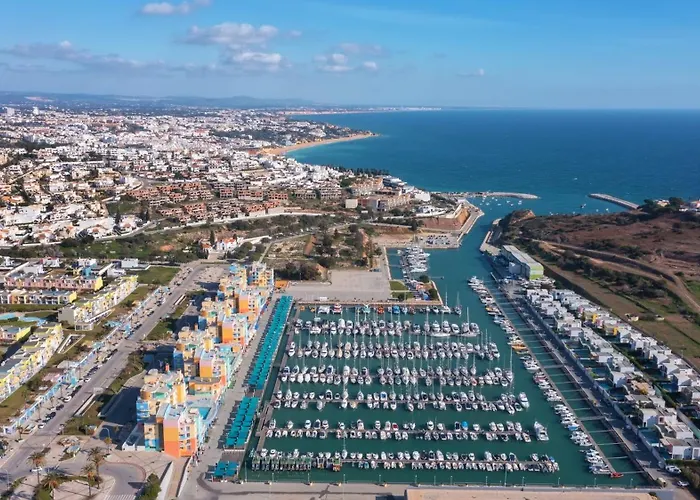 Homes Ocean Breeze Terrace 400 M Away From The Ocean Daire Albufeira